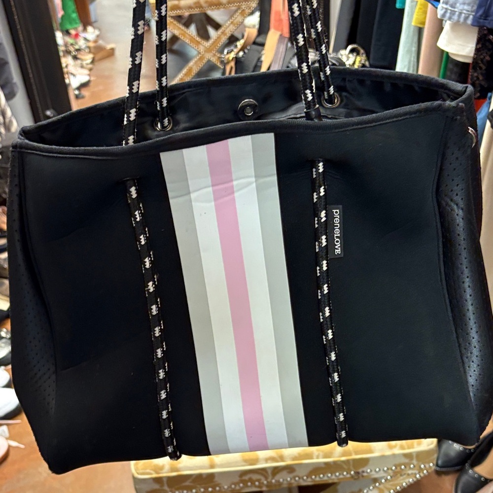 Prene love Black and Pink Women's Tote Bag